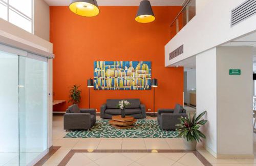 Ciudad Cariari Hotel | Comfortable Stay at City Express by Marriott, San José