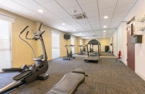Ciudad Cariari Hotel | Comfortable Stay at City Express by Marriott, San José