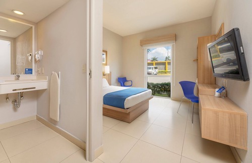 Ciudad Cariari Hotel | Discover City Express by Marriott in San Jose, Costa Rica
