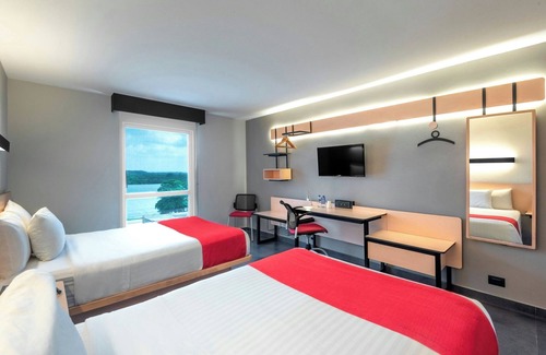 Tuxpan Hotel | Relax at City Express by Marriott Tuxpan with Pool & Spa