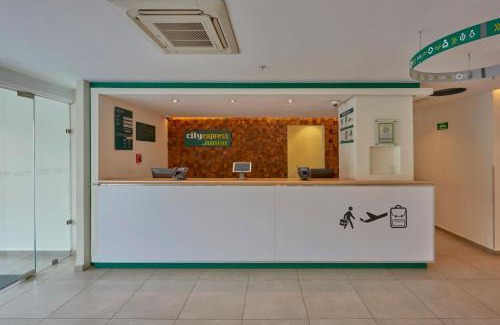 Cuautlancingo Hotel | Budget-Friendly Stay at City Express Junior Puebla FINSA