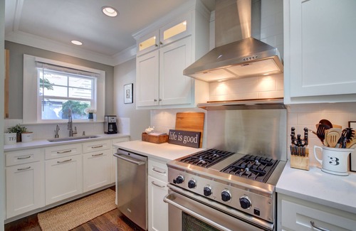 Fremont Apartment | City Haven II: Perfect Location Near Zoo & Dining Options