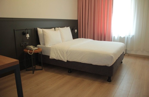 Cerkezkoy Hotel | Stylish Stay at City Hotel Cerkezkoy with Spa & Dining