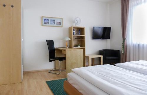 Waldkraiburg Hotel | Comfortable City Hotel: Pet & Child Friendly Retreat