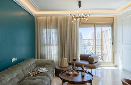 Jerusalem Apartment | City Lights 4 BR Family-Friendly Retreat in the Heart of Town