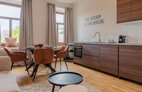 Sankt Polten Apartment | Charming City Lounge Appartement Near Hauptbahnhof - 9/10 Rated