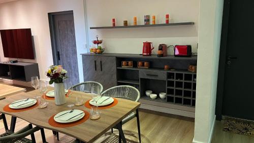Quatre Bornes Apartment | City Metro Apartment: Ideal for Family-Friendly Stays