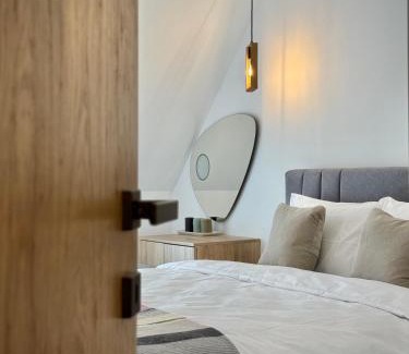 rayon Triaditsa Apartment | Modern Apartment for 4 with Parking & Guest Rated 9.8