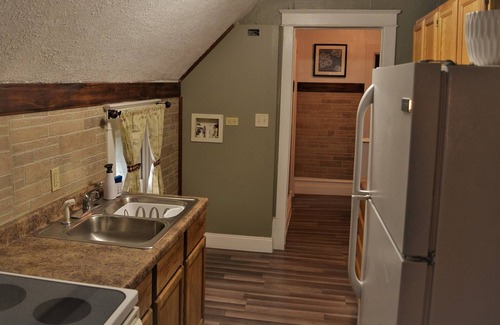 Grand Forks Apartment | Riverside Park: Guest Rated 10/10 with Family-Friendly Amenities