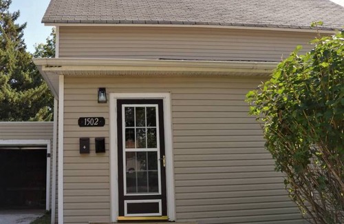 Grand Forks Apartment | Riverside Park: Guest Rated 10/10 with Family-Friendly Amenities