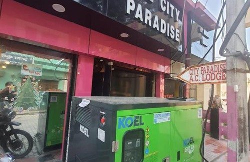 Balrampur Cabin | Discover City Paradise AC Deluxe Lodge with Free Breakfast