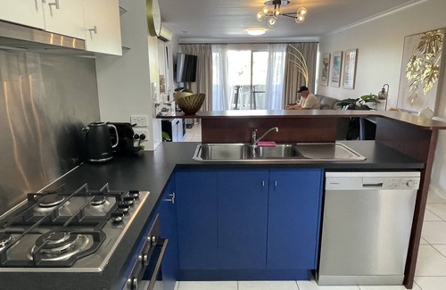Townsville Apartment | Relax at City Stadium 2: Family-Friendly with Pool Access