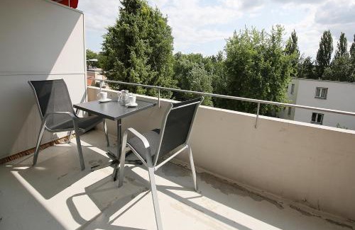 Dietikon District Apartment | Pet-Friendly City Stay at Kirchweg with Top Reviews