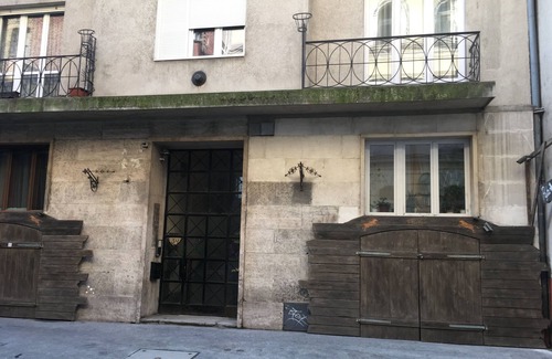 Erzsebetvaros Apartment | Top-Rated City Studio Downtown with Kitchen & Child Friendly