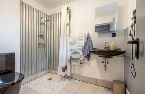 Bemerode Apartment | City Studio mit Fußbodenheizung und Pantryküche in der Nähe der Messe