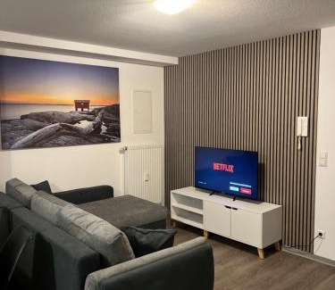 Heilbronn Apartment | Oceanfront City Unterkunft: Family-Friendly with Pool Access