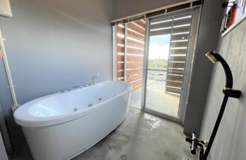 Taketomi-jima Taketomi-cho Villa | City View GOAT: Family-Friendly Stay with Great Reviews