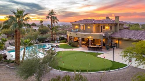 East Mesa House | City View Manor