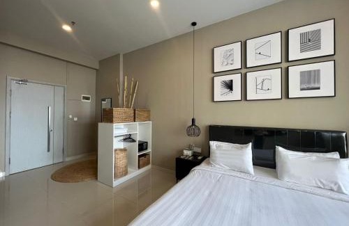 Sen Sok Apartment | Budget-Friendly City View Studio with Pool & Pet Access