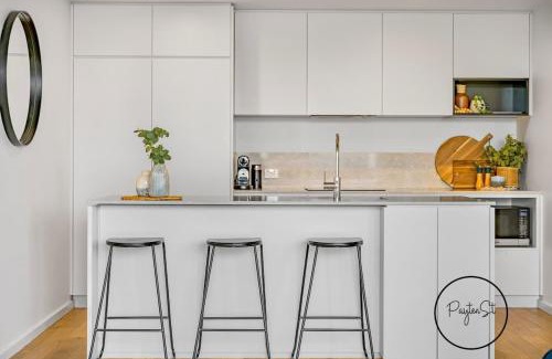Newcastle Apartment | Premier Stay at Civic Central - Guest Rated 9/10