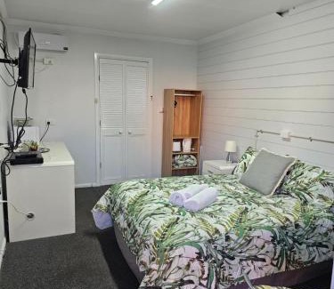 Grafton Hotel | Oceanfront Comfort at Civic Motel Grafton - 4-Star Stay