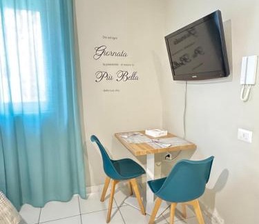 Pellezzano Bed & Breakfast | Stylish Civico 11: Guest Rated 9/10 with Hot Tub & Breakfast