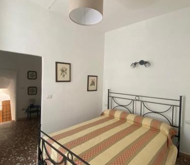Ischia di Castro House | Discover Civico 12: Pet and Child-Friendly Retreat