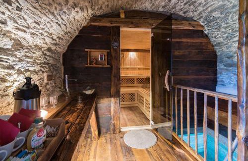 Marmora Ski Chalet | Discover Civico 12: Family and Pet-Friendly Retreat