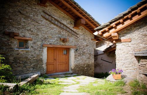 Marmora Ski Chalet | Discover Civico 2: Family & Pet-Friendly Getaway
