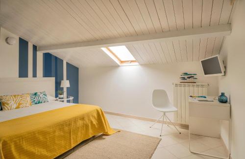 Palmi Bed & Breakfast | Oceanfront Civico 64 Bed & Breakfast with Family-Friendly Perks