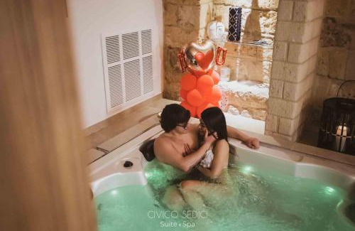 Altamura House | Comfortable Civico Sedici Suite & Spa with Hot Tub Access