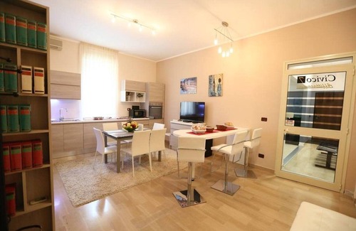 Villa San Giovanni House | Guest Rated Civico7 Affittacamere with Breakfast & Kitchen