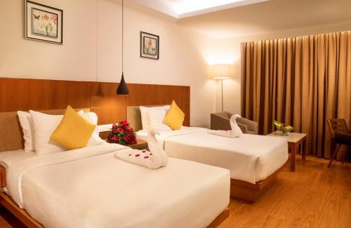 Salem Hotel | Explore CJ Pallazzio in Salem: Family-Friendly with Spa & Dining