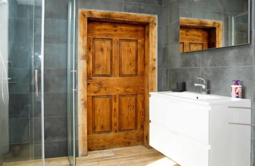 Raveo Apartment | Guest Rated 10/10: Cjase da Maestre with Spa & Kitchen