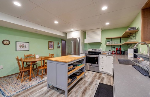 Clackamas Apartment | Family-Friendly 3-Bedroom Home in Clackamas, Oregon