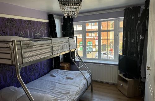 Clacton-on-Sea House | Cozy Clacton Guest House with Oceanfront Views