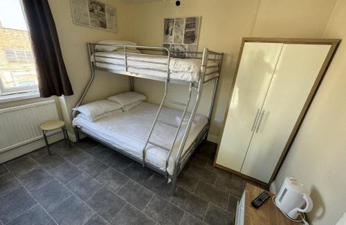 Clacton-on-Sea House | Cozy Clacton Guest House with Oceanfront Views