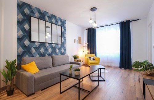 Verdun Apartment | Family-Friendly ClairChêne with Convenient Parking Options