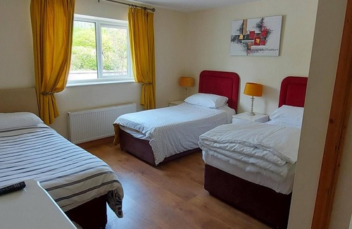 Glenfarne House | Delightful Clancys of Glenfarne: Family-Friendly Retreat