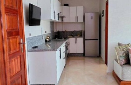 El Jadida Apartment | Discover Clapotis: Family-Friendly with Breakfast Included