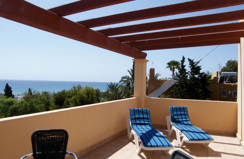 Ventanicas-El Cantal Villa | Cozy Claravista Villa - Steps to Beach with Pool Access