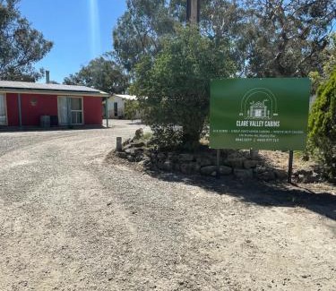 Stanley Flat Resort | Pet-Friendly Clare Valley Cabins with Family Amenities
