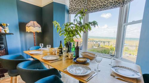 Llanfairfechan House | Oceanfront Retreat at Claremont with Family-Friendly Perks