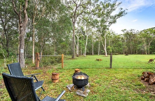 James Creek House | Top-Rated Clarence Farm Stay: Pet & Child Friendly Getaway