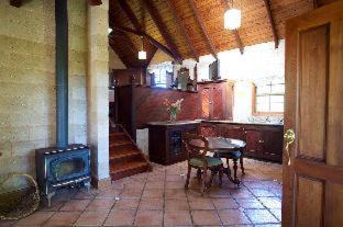Possum Brush House | Unmatched Comfort at Clarendon Forest Retreat - Pet Friendly Escape
