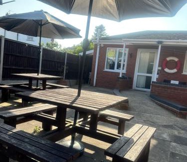 Skegness House | Comfortable Stay at Clarendon Lodge - Family & Accessible Options