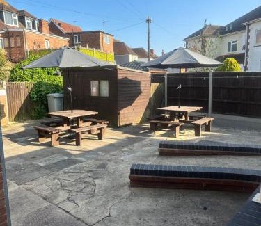 Skegness House | Comfortable Stay at Clarendon Lodge - Family & Accessible Options