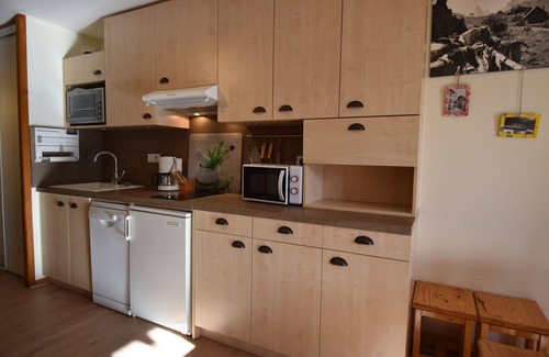 Vaujany Apartment | Top-Rated CLARET 2 Apartment with Family-Friendly Amenities
