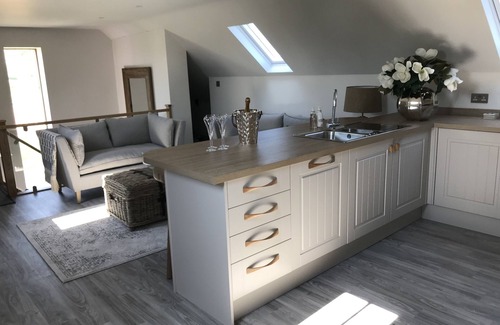 Knaresborough Apartment | Exceptional Clareton Farm Farmhouse: Pet-Friendly Retreat