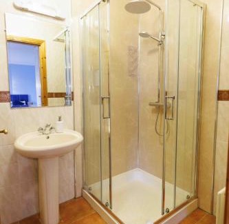 Tuamgraney Bed & Breakfast | Relax at Clareville House B&B: 4-Star Guest Favorite